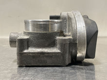 Load image into Gallery viewer, THROTTLE BODY Mini Cooper 2002 02 03 04 05 06 07 - NW412813
