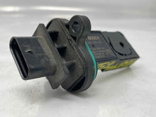 Load image into Gallery viewer, Mass Air Flow Sensor Meter MAF 550i 550i Gt 650i 750 x5 06-14 - NW4846
