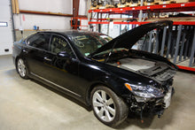 Load image into Gallery viewer, Carrier Assembly  LEXUS LS600HL 2008 - NW46729
