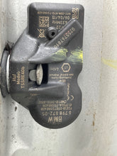 Load image into Gallery viewer, WHEEL RIM X1 2012-2015 17x7-1/2 ALLOY - NW413495
