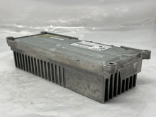 Load image into Gallery viewer, RADIO AMPLIFIER Audi Q5 2010 10 - NW136152
