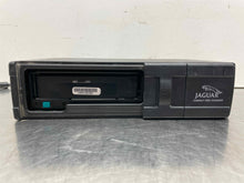 Load image into Gallery viewer, CD CHANGER Jaguar XJ8 XK8 2000 00 01 02 03 04 05 06 - NW413996
