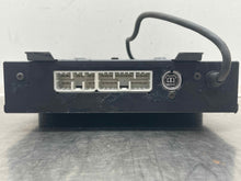 Load image into Gallery viewer, AMPLIFIER Jaguar XJ8 XK8 2000 00 01 02 03 04 05 AMP - NW413997
