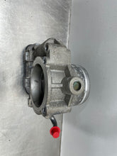 Load image into Gallery viewer, THROTTLE BODY Vw Beetle Jetta Rabbit 05 - 07 - NW414109
