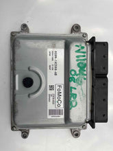 Load image into Gallery viewer, ECU ECM COMPUTER Land Rover LR2 2008 08 - NW61981
