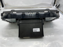 Load image into Gallery viewer, Radio Controls Land Rover LR2 2008 08 2009 09 2010 10 2011 11 - NW139354
