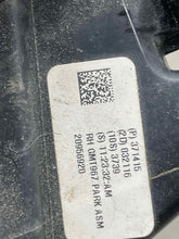 Load image into Gallery viewer, TURN SIGNAL LIGHT LAMP Buick Enclave 13 14 15 16 17 Right - NW414320
