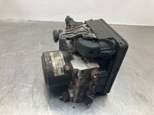Load image into Gallery viewer, ABS Pump  SILVERADO 1500 PICKUP 2016 - NW414242
