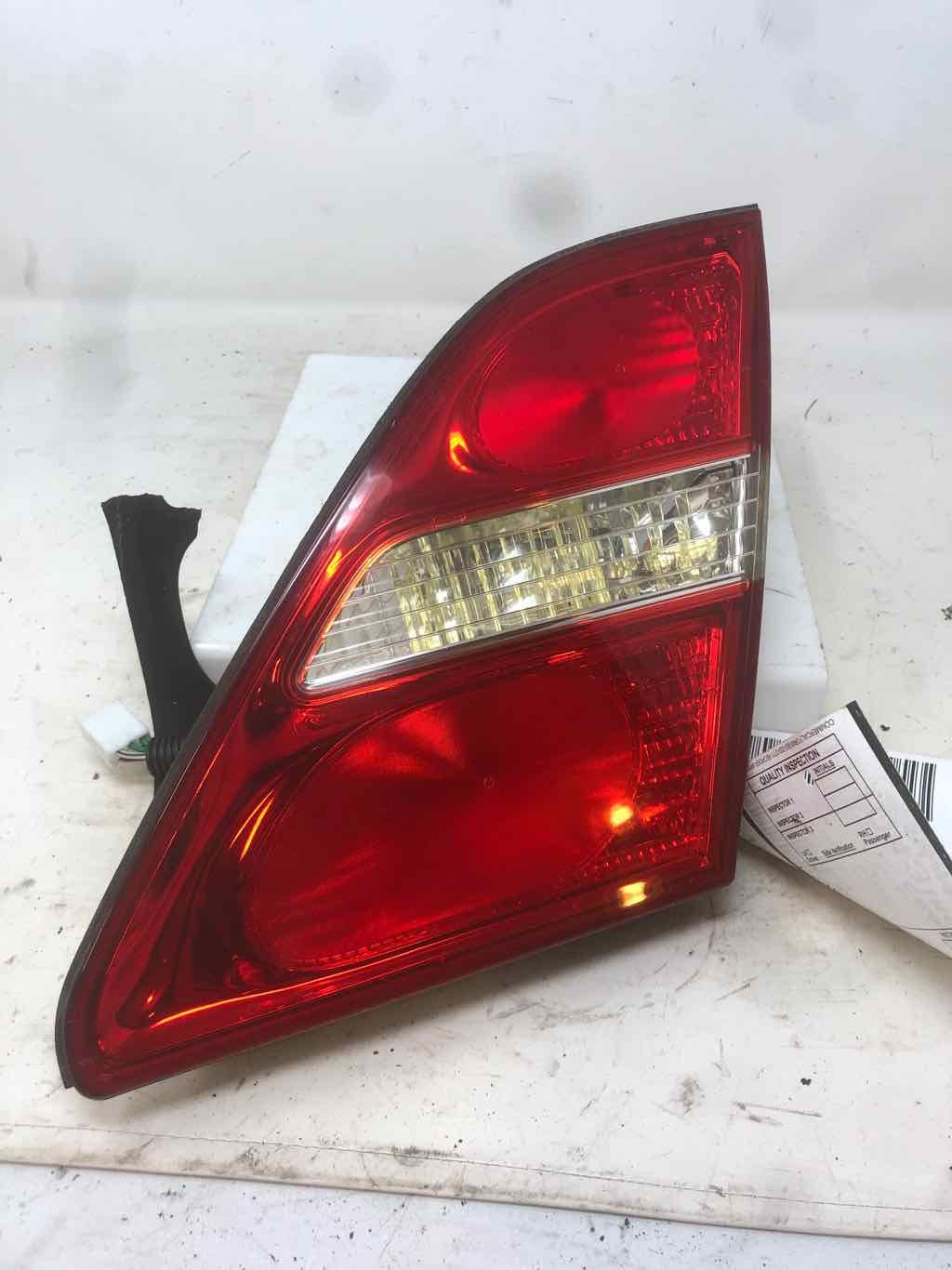 Tail Lamp Light LEXUS LS430 2002 - NW181478 – Tom's Foreign Auto Parts