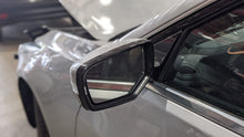 Load image into Gallery viewer, Side View Door Mirror Cadillac CTS 2017 - NW414605

