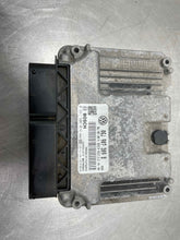Load image into Gallery viewer, ECU ECM COMPUTER Volkswagen CC 2014 14 - NW414639
