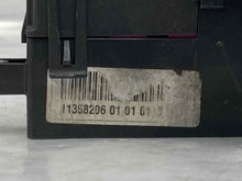 Load image into Gallery viewer, FUSE BOX Volkswagen Passat 2006 06 2007 07 - NW66004
