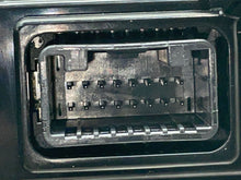 Load image into Gallery viewer, TEMPERATURE CONTROLS Lexus CT200H 2011 11 2012 12 2013 13 - NW414790
