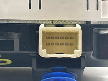 Load image into Gallery viewer, REAR TEMPERATURE CONTROLS Land Rover LR3 LR4 2005-2014 - NW415571
