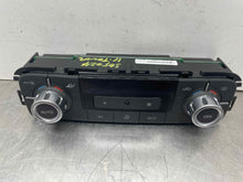 Load image into Gallery viewer, Temperature Controls Volkswagen Touareg 2011 - NW537763
