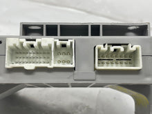 Load image into Gallery viewer, BODY CONTROL MODULE BCM COMPUTER Cx-7 2007 07 2008 08 2009 09 - NW34042
