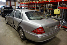 Load image into Gallery viewer, CARRIER ASSEMBLY CL500 S500 2000 00 2001 01 2002 02 03 - NW47183
