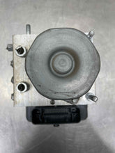 Load image into Gallery viewer, ABS Pump Acura RDX 2018 - NW416024
