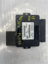 Load image into Gallery viewer, PARK ASSIST CONTROL MODULE COMPUTER C70 S60 S80 V70 XC60 XC70 12-14 - NW39086
