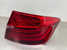 Load image into Gallery viewer, OUTER TAIL LIGHT LAMP 528i 535i 550i Active 5 M5 14 15 16 Right - NW417196
