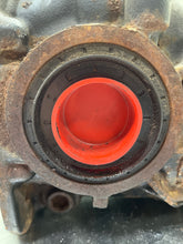Load image into Gallery viewer, CARRIER ASSEMBLY E320 E350 E500 E55 04 05 06 AWD - NW417368
