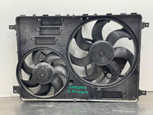 Load image into Gallery viewer, RADIATOR FAN ASSEMBLY Land Rover Evoque LR2 12 13 14 15 16 17 - NW417389
