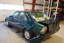Load image into Gallery viewer, CARRIER ASSEMBLY MERCEDES C280 C36 1995 1996 - NW46781

