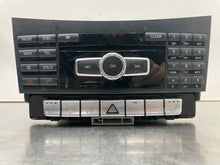Load image into Gallery viewer, Radio  MERCEDES E-CLASS 2014 - NW418099
