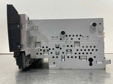 Load image into Gallery viewer, Radio  MERCEDES E-CLASS 2014 - NW418099
