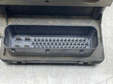 Load image into Gallery viewer, ABS PUMP Audi TT Jetta Beetle Golf 1999 99 00 01 02 - NW417607
