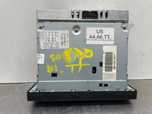 Load image into Gallery viewer, Radio Audi TT 2001 01 2002 02 2003 03 AM FM CD - NW418089
