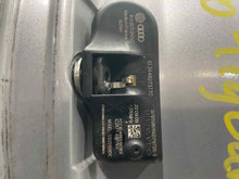 Load image into Gallery viewer, Wheel Rim Volkswagen Tiguan 2010 - NW418743
