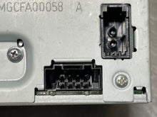 Load image into Gallery viewer, CD PLAYER Audi A8 S8 2007 07 2008 08 2009 09 2010 10 - NW104739
