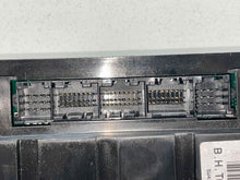 Load image into Gallery viewer, Temperature Controls  PORSCHE CAYENNE 2008 - NW418542
