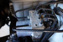 Load image into Gallery viewer, ABS ANTI-LOCK BRAKE PUMP Audi A4 A5 S4 S5 2013 13 - NW756
