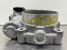 Load image into Gallery viewer, THROTTLE BODY Charger Challenger Avenegr 2011 11 3.6L - NW418693
