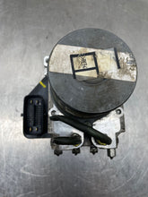 Load image into Gallery viewer, ABS ANTI-LOCK BRAKE PUMP Infiniti QX60 2014 14 2015 15 - NW418801
