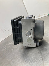 Load image into Gallery viewer, ABS Pump Buick C-MAX 2015 - NW418796
