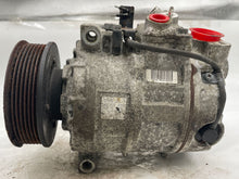 Load image into Gallery viewer, AC COMPRESSOR Passat Phaeton Toureg 02 03 04 05 06 - NW43190
