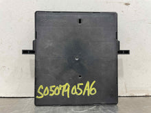 Load image into Gallery viewer, BODY CONTROL MODULE BCM COMPUTER Audi A6 2005 05 - NW420207
