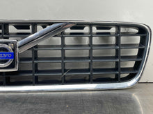 Load image into Gallery viewer, GRILLE Volvo S60 2001 01 2002 02 2003 03 2004 04 - NW98779
