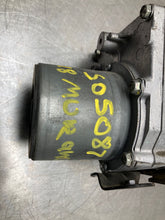 Load image into Gallery viewer, POWER STEERING PUMP Murano Murano Cross Cabriolet 2015-2020 - NW420891
