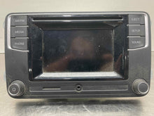Load image into Gallery viewer, RADIO Volkswagen Jetta 2016 16 2017 17 - NW420765
