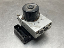 Load image into Gallery viewer, ABS PUMP Volvo XC90 2005 05 2006 06 2007 07 2008 08 2009 09 2010 10 2011 11 - NW421110
