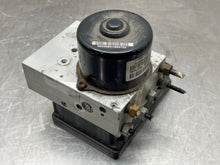 Load image into Gallery viewer, ABS PUMP Volvo XC90 2005 05 2006 06 2007 07 2008 08 2009 09 2010 10 2011 11 - NW421110
