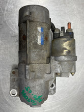 Load image into Gallery viewer, STARTER Volvo XC90 2005 05 2006 06 8 Cylinder - NW421576
