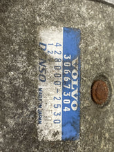 Load image into Gallery viewer, STARTER Volvo XC90 2005 05 2006 06 8 Cylinder - NW421576
