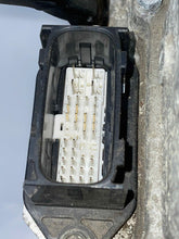 Load image into Gallery viewer, Inverter  LEXUS LS600HL 2008 - NW50354
