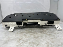 Load image into Gallery viewer, Speedometer Cluster  MOUNTAINEER 2002 - NW159250
