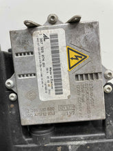 Load image into Gallery viewer, HEADLIGHT LAMP ASSEMBLY 320i 325ci 325i 330ci 330i 330xi 02-05 Left - NW421386
